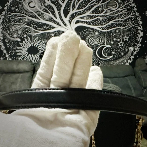 Vintage Furla soho Shoulder Bag Black Leather with Gold Accents new without tags - Picture 12 of 17